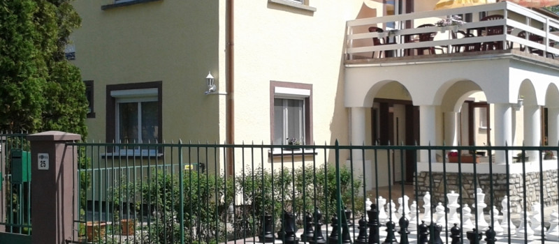 Balaton Panzió Földvár