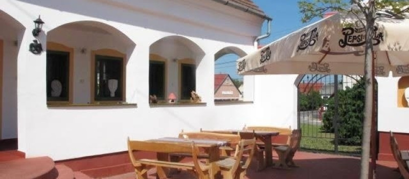 Turul fogadó és kultterasz